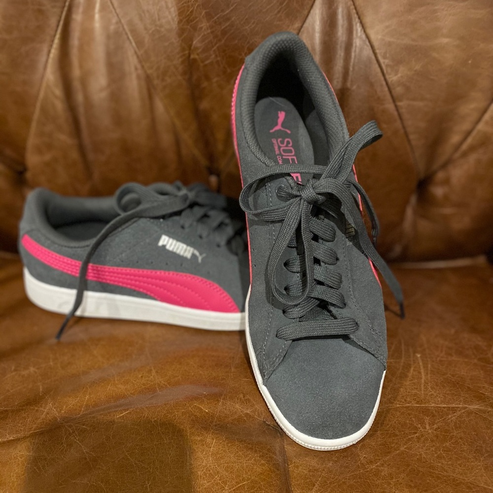 Puma gray and pink suede sneaker